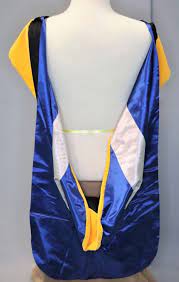 How To Wear Your Graduation Outfit Graduation Outfit Graduation Cap And Gown Graduation Gown