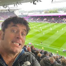 Inchy in action V Preston NE, league cup.