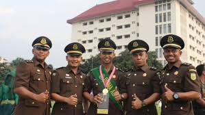 Kabar gembira bagi lulusan sma sederajat, kejaksaan agung membuka lowongan calon pegawai negeri sipil (cpns) tahun anggaran 2013 bagi lulusan slta sederajat sebanyak 436 formasi. Cpns Kejaksaan 5 Tips Wawancara Lolos Seleksi Jaksa Patriot Muda Training Centre