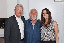We did not find results for: Verena King Boxleitner Sur Twitter I Grew Up Hearing His Words On Rides In My Father S Car Dad Loved Him Over The Last 7 Years My Husband Boxleitnerbruce Has Told Me