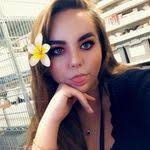 Samantha Blocker's Instagram, Twitter & Facebook