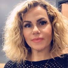 Hi guys 👋🏼 this is Medusa Curl Cream from @realsaintsandsinners its an  amazing crunch free #curlcream its super concentrated, super conditioning,  and super yummy!! 😋 if you’re looking for a ...