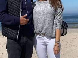 Und da dieter bohlen ja ein großer bestandteil der show dsds ist, hab ich mich gefragt ob es nicht seine show sein könnte? Sylt Im Urlaub Erkannt Werden A Promi Verrat Wie Oft Ihm Das Passiert Stars