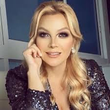 Deja Que las Cosas se Rompan