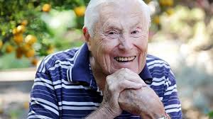 One of the first faces of TV news had a stellar career