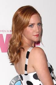Her hairstyle is casual and cool, worn long and layered with her natural waves popping through. 15 Best Fall Hair Colors Of 2017 Autumn Celebrity Hair Color Ideas