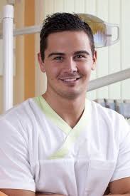 Duna Dental Dentistry in Budapest, Hungary • Read 8 Reviews