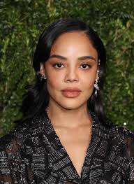 The "Monster's Muse" Makeup Trend Is Out of Our Soft Goth Dreams