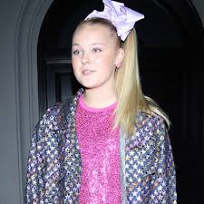 She is known for appearing for two seasons on dance moms along with her mother. Jojo Siwa Reveals She Her Family Had Dreaded Coronavirus E Online