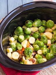 Make These Slow Cooked Brussels Sprouts And Carrots With Or Without The Chicken For A Perfect Dinner O Brussels Sprouts Recipe Sprout Recipes Slow Cooked Meals