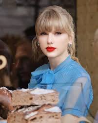 Belleza De Mujer Felicidades Muy Guapa Taylor