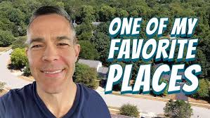 709 N Park Ave, Indianapolis, IN Presented by Jami Santos.