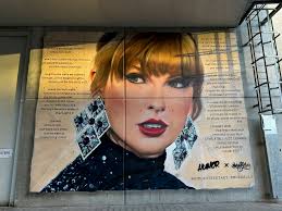 Power and Perception in Taylor-Mania:
