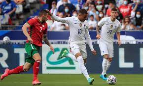 La campeona del mundo, francia, jugará en casa contra bulgaria en el stade de france, y con este partido amistoso, el equipo de didier deschamps está terminando la. Francia Vapuleo 3 0 A Bulgaria En Un Amistoso Y Quedo Listo Para La Eurocopa Resumen Y Goles Doblete De Oliver Giroud Gol De Antoine Griezmann Partidos De Hoy
