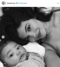 Zobacz słowa utworu nie róbmy dzieci dziś wraz z teledyskiem i tłumaczeniem. Kylie Jenner Ma Dziecko Z Ochroniarzem Tyga Twierdzi Ze Travis Scott Nie Jest Ojcem Eska Pl