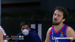 Türkiye basketbol ligi takımlarından galatasaray'da oynamaktadır. Real Madrid Anadolu Efes Istanbul 83 108 Sertac Sanli 17 Points Youtube