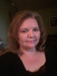 Lora Hendrix's Instagram, Twitter & Facebook