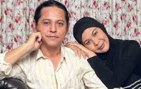 She is an actress and director, known for puteri (1987), hati bukan kristal (1990) and perempuan melayu. Erma Fatima Dan Bade Azmi Bercerai Talak Satu Selepas 27 Tahun Perkahwinan Iluminasi