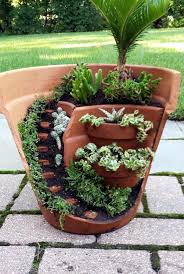 This Dish Garden Has A Half Broken Pot That Looks Like Stares And Can Be Used As A Decoration Outsi Fairy Garden Diy Broken Pot Garden Miniature Fairy Gardens