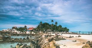 Pulau pinang terletak berhampiran dengan persisiran barat laut semenanjung malaysia. Asal Usul Pantai Parai Tenggiri Tunas Honda
