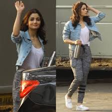 Alia Bhatt Snapped Today During Raazi Promotions Follow Instantbollywood For Latest Updates Instantbollywood Fashion Denim Dress Style Casual Outfits