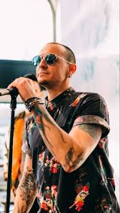 Read chester bennington from the story wallpapers by melyloveszouis (m) with 184 reads. Wallpaper Linkin Park And Bennington Image Chester Bennington 640x1136 Download Hd Wallpaper Wallpapertip