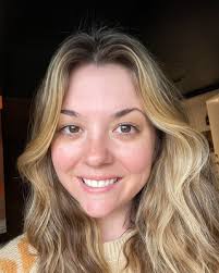 Jessica Stiles's Instagram, Twitter & Facebook