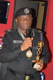Jun 22, 2021 · the federal ministry of youth and sports development on tuesday named former super eagles striker, odion ighalo, an ambassador of the national principals' cup. Tunji Disu On Twitter Ope O