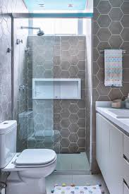 Decoracao De Apartamento Banheiro Lavabo Cinza Revestimento Cinza Armario Branco Dec Decoracao Banheiro Pequeno Banheiros Modernos Decoracao Do Banheiro