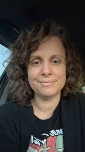 Petra Patrick's Instagram, Twitter & Facebook