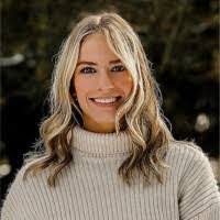 Theresa Novotny's Instagram, Twitter & Facebook