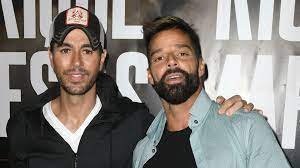 Ricky martin feat sebastian yatra — falta amor (single 2020). Twins Fur Twins Sitten Ricky Martins Sohne Enriques Kids Promiflash De