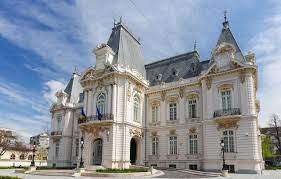 Monumentele istorice sunt clasate sau declasate la solicitarea proprietarilor, instituţiilor şi organizaţiilor cu activitate în domeniul patrimoniului prin ordin de lista monumentelor istorice este realizată pe judeţe. Monumente Istorice Din Romania Palatul Jean Mihail