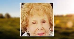 Alice Guinn's Instagram, Twitter & Facebook