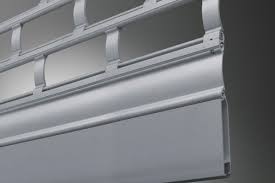 Gerade, wenn man eine gesellige runde ins hausinnere verlegen möchte. Rollgitter Gluck Franke Berlin