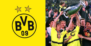 Dabei sorgt ein hologramm des wappens für aufsehen. Trikots Borussia Dortmund 2021 2022 Eumondo