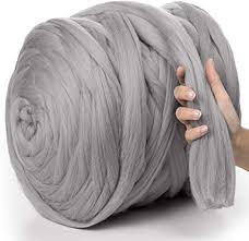 Myhomery uni kuscheldecke decke fürs sofa wolldecke warm kuschelig sofadecke xl braun 150x200 cm. Meriwoolart 100 Merinowolle Zum Stricken Hakeln Mit 4 5 Cm Dickem Garn Dicke Merino Wolle Fur Xxl Schal Decke Kissen Hellgrau 500g Amazon De Kuche Haushalt Wohnen