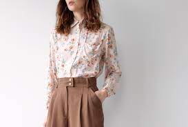 Nadaj swoim ubraniom drugie życie na vinted! All Silk Vintage 80s Alba Fornari Floral Blouse