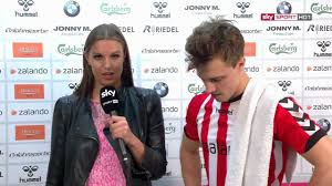 Moderatorin laura wontorra will noch einmal heiraten : Marko Krotz Rastet Bei Sky Aus Youtube