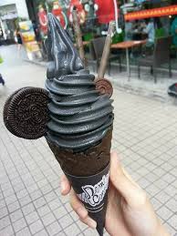 Hitam putih 11 september 2009. Aiskrim Hitam Arang Thailand Yang Macam Best Blog Sihatimerahjambu