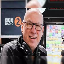 BBC Radio listeners: BBC Radio 2 loses million loyal listeners after Ken  Bruce quits for Greatest Hits Radio. Here's what has happened