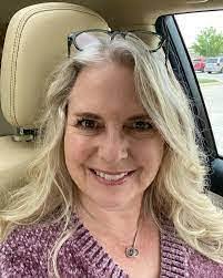 Becky Pizzo's Instagram, Twitter & Facebook