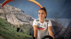 Гвинн джулия (gwinn giulia) женский футбол полузащитник германия 02.07.1999. Welcome To Fifa Com News Germany S Youth World Cup Experience Paying Off In France Fifa Com
