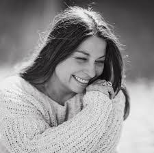 Debbie Kray's Instagram, Twitter & Facebook