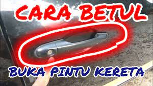 Cara membuka sandi hp yang lupa pertama adalah dengan menggunakan android device manager, layanan resmi buatan google. Cara Betul Membuka Pintu Kereta Menjaga Jangka Hayat Pembuka Pintu Projek62 I Lihat Description Youtube