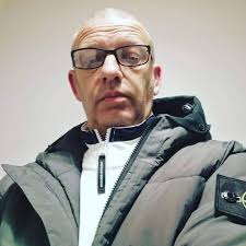 43 Mad Max, Keith Millar's absolutely decimated Austin Princess wedge at  the 1986 Spedeworth World Final having been followed in by 130 Conroy Brown  in a Jag XJ before having 74 Tim