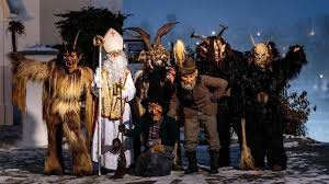 Heute kommt der nikolaus, kommt er auch in unser haus? Krampus Schaurige Tradition In Alpenlandern Zum Pendant Des Nikolaus