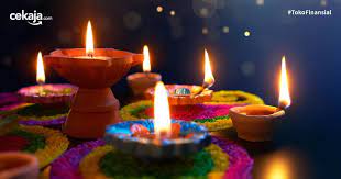 Perayaan kaum india ini dipanggil deepavali.perayaan ini disambut oleh masyarakat hindu. Penuh Gemerlap Cahaya Begini Uniknya Perayaan Diwali