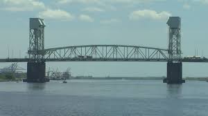 Larry Cahoon Archives