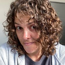 Karlien: What was the horror movie that traumatised you? For me it's  Hannibal for sure! · Radiowave FM · Facebook